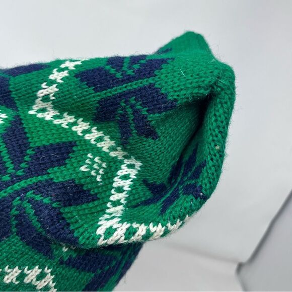 Hand Knit Green White Blue Fair Isle Hat OS Unisex - Picture 5 of 10